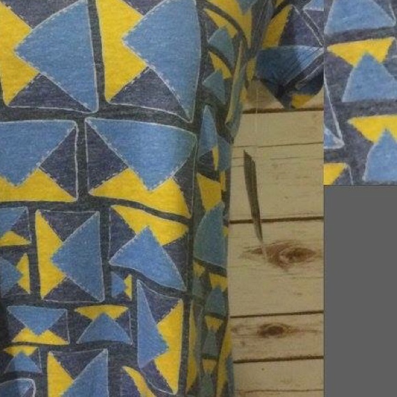 Blue/Yellow LuLaRoe Classic Tee - BNWT Small - Picture 3 of 3